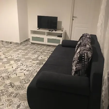 Apartment Mira Pirovac